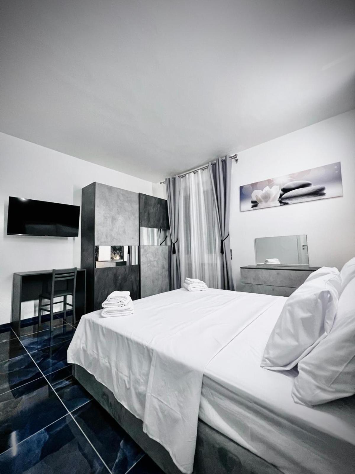 Seven Nights Bologna Bed and Breakfast Exteriör bild